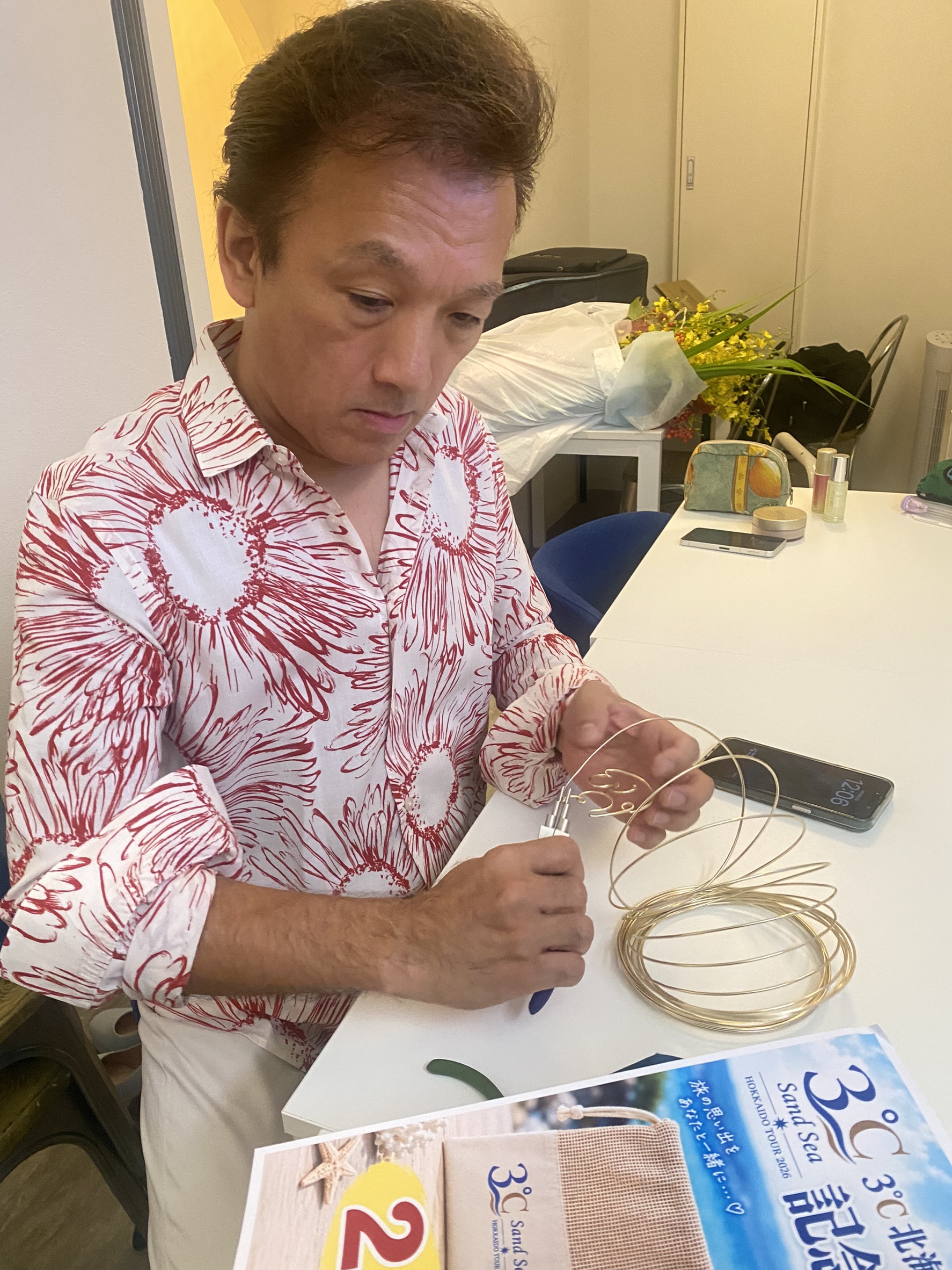 交流会の準備をする諏訪光風